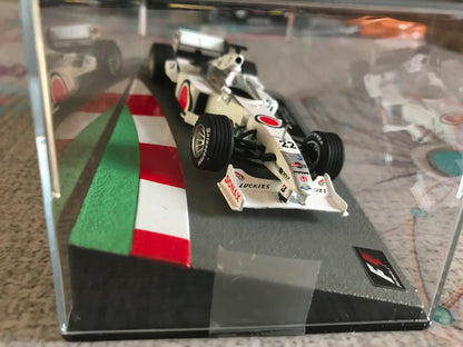 Voiture miniature Formule 1 F1 Bar 002 2000 Jacques Villeneuve au 1/43
