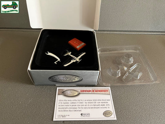 Avion miniature chrome Locheed L-9 Orion Atlas Silver Classics au 1/200