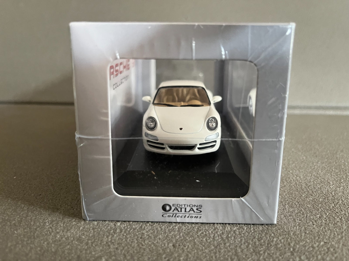 Voiture Miniature Porsche 911 Carrera 2004 Editions Atlas Collection 1/43