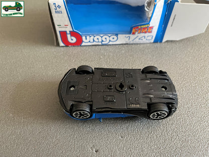 Voiture Miniature Bugatti Chiron Burago Street Fire au 1/43