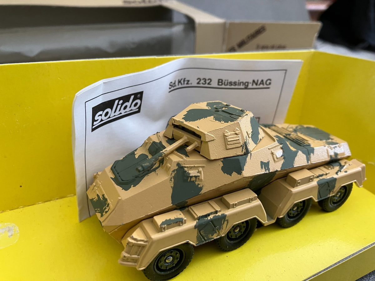 Ancien Miniature Militaire Blindé Sd. Kfz. 232 Bussing 6051 Solido France 1/50