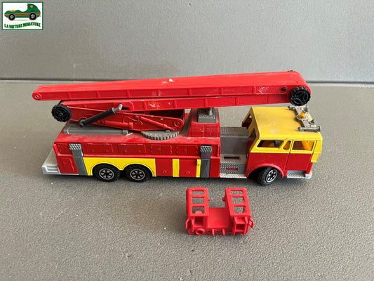 Ancienne Miniature Camion Pompiers Majorette Incendie Nacelle 1/47 Défauts