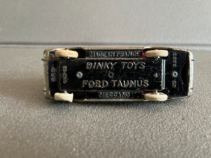 Ancienne Miniature Voiture Ford Taunus Dinky Toys Meccano France Epave