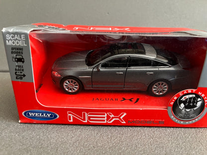 Voiture Miniature Jaguar XJ Welly au 1/34 1/36
