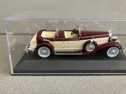 Voiture Miniature Chrysler Imperial Le Baron Phaeton 1933 Altaya au 1/43
