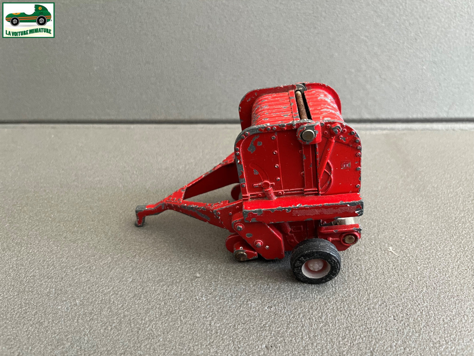 Ancienne Miniature Agricole Remorque Round Baller ERTL Epave 1/32