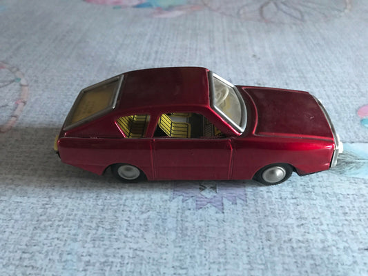  Ancien Jouet Voiture MF234 Made in China Tole Metal à Friction 1/30 15cm env