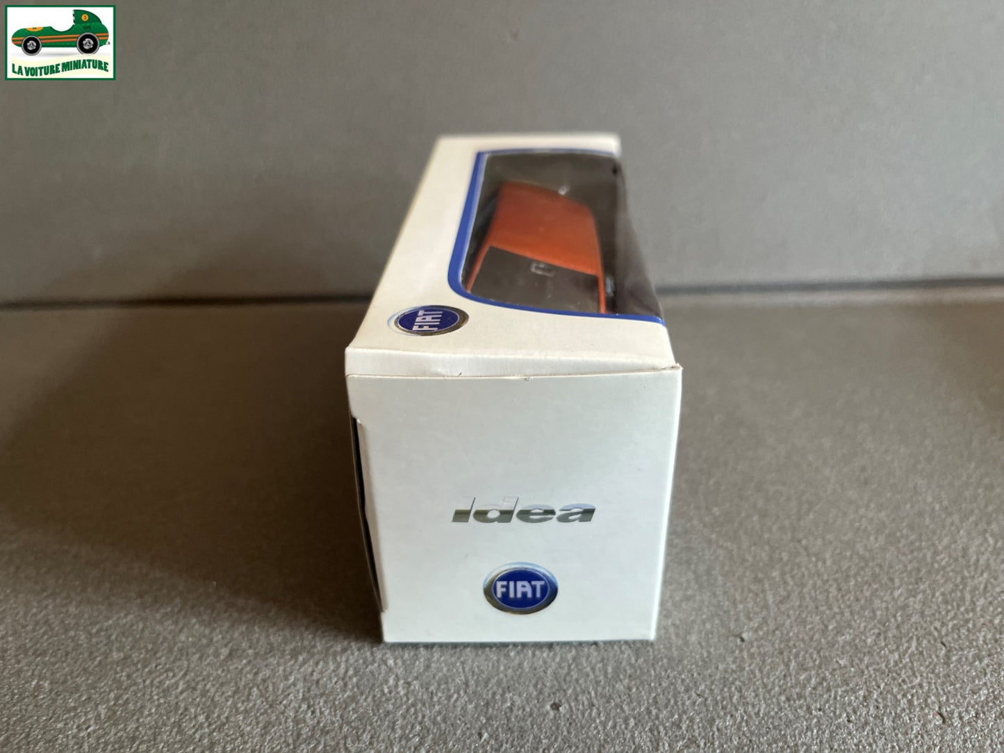 Voiture Miniature Fiat Idea Norev au 1/43