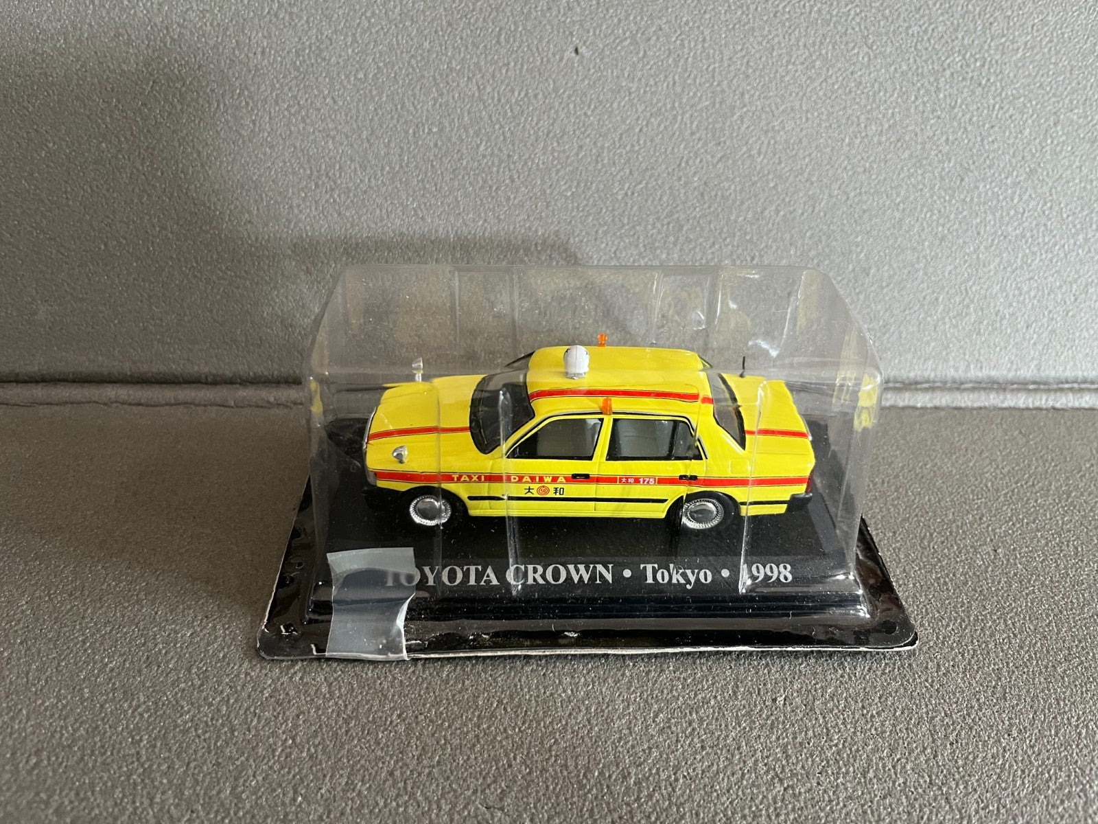 Voiture Miniature Toyota Crown Tokyo 1998 Taxi Du Monde au 1/43 Altaya