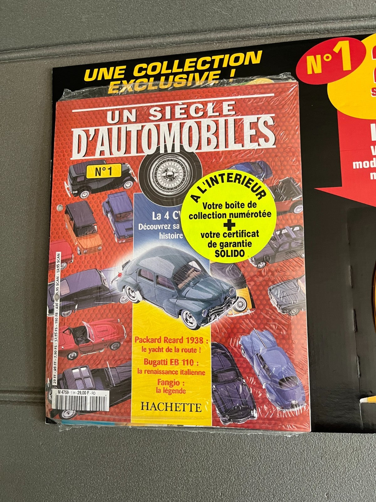 Voiture Miniature Renault 4CV Solido Hachette Fascicule au 1/43