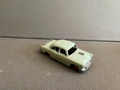 Ancienne Voiture Miniature Simca Ariane Norev Plastique France Epave