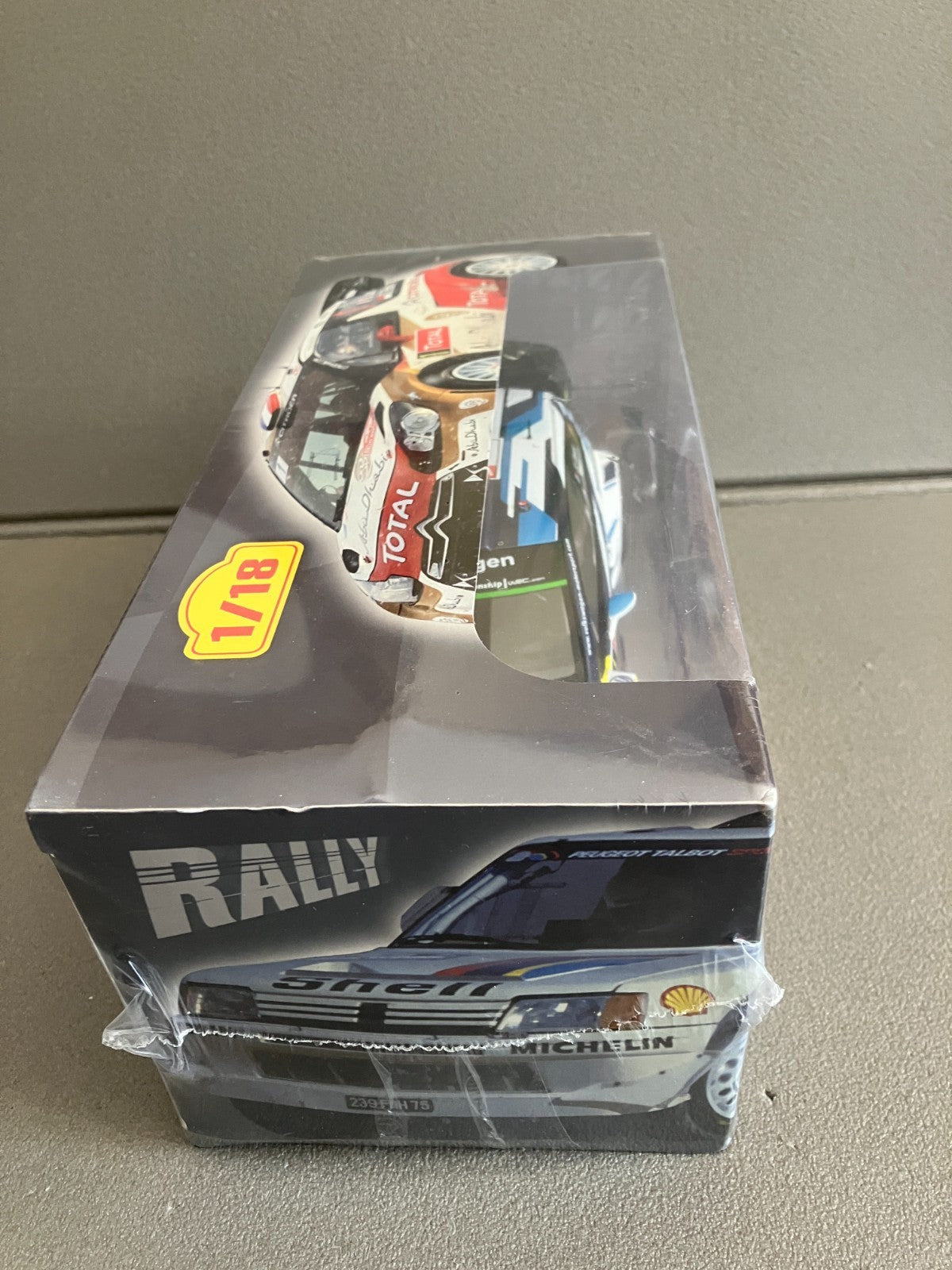 Voiture miniature Volkswagen Polo Ogier Ingrassia WRC Rallye Altaya au 1/18
