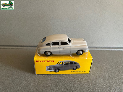 Voiture miniature Ford Vedette 49 24Q Edition Noel Dinky Toys Atlas