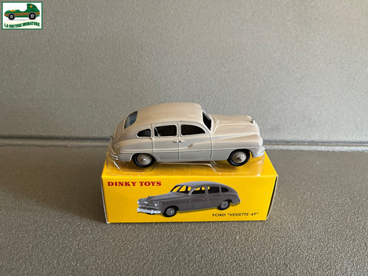 Voiture miniature Ford Vedette 49 24Q Edition Noel Dinky Toys Atlas