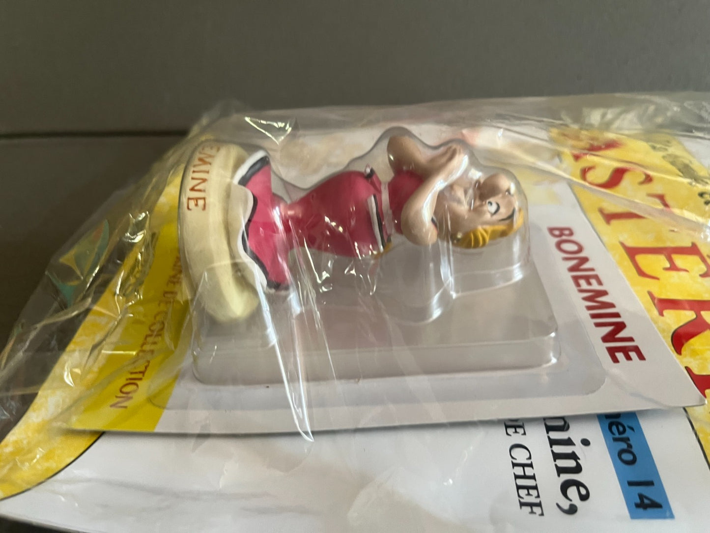 Figurine de Collection Astérix Obélix Bonemine Plastoy Atlas