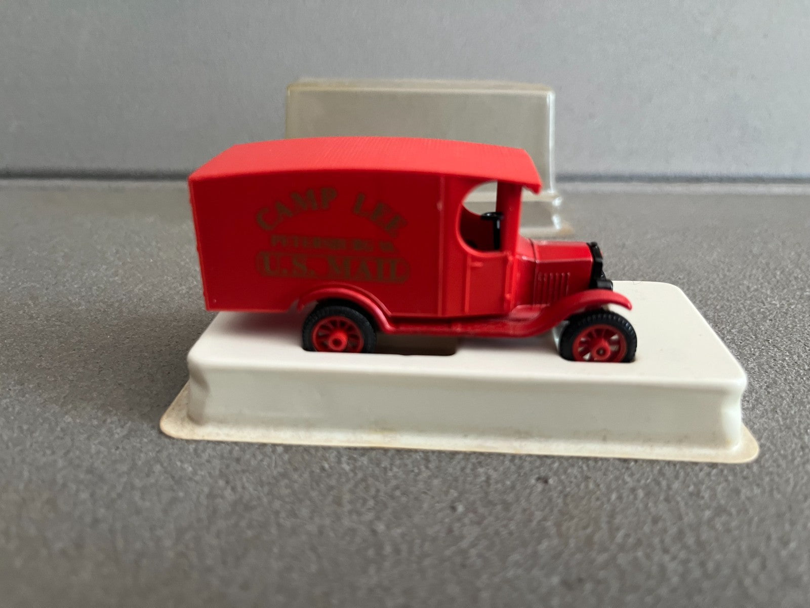 Ancienne Voiture miniature Ford T Camp Lee Efsi