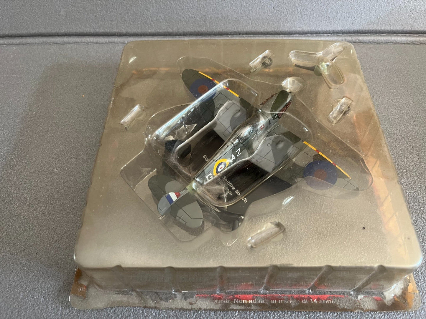 Avion miniature Militaire 2e Guerre Supermarine Spitfire Mk Vb Altaya 1/72