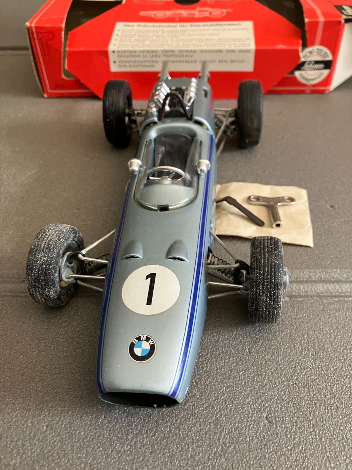 Ancienne Jouet Mécanisme Clé Voiture Miniature BMW Formel 2 Schuco 1072 Germany