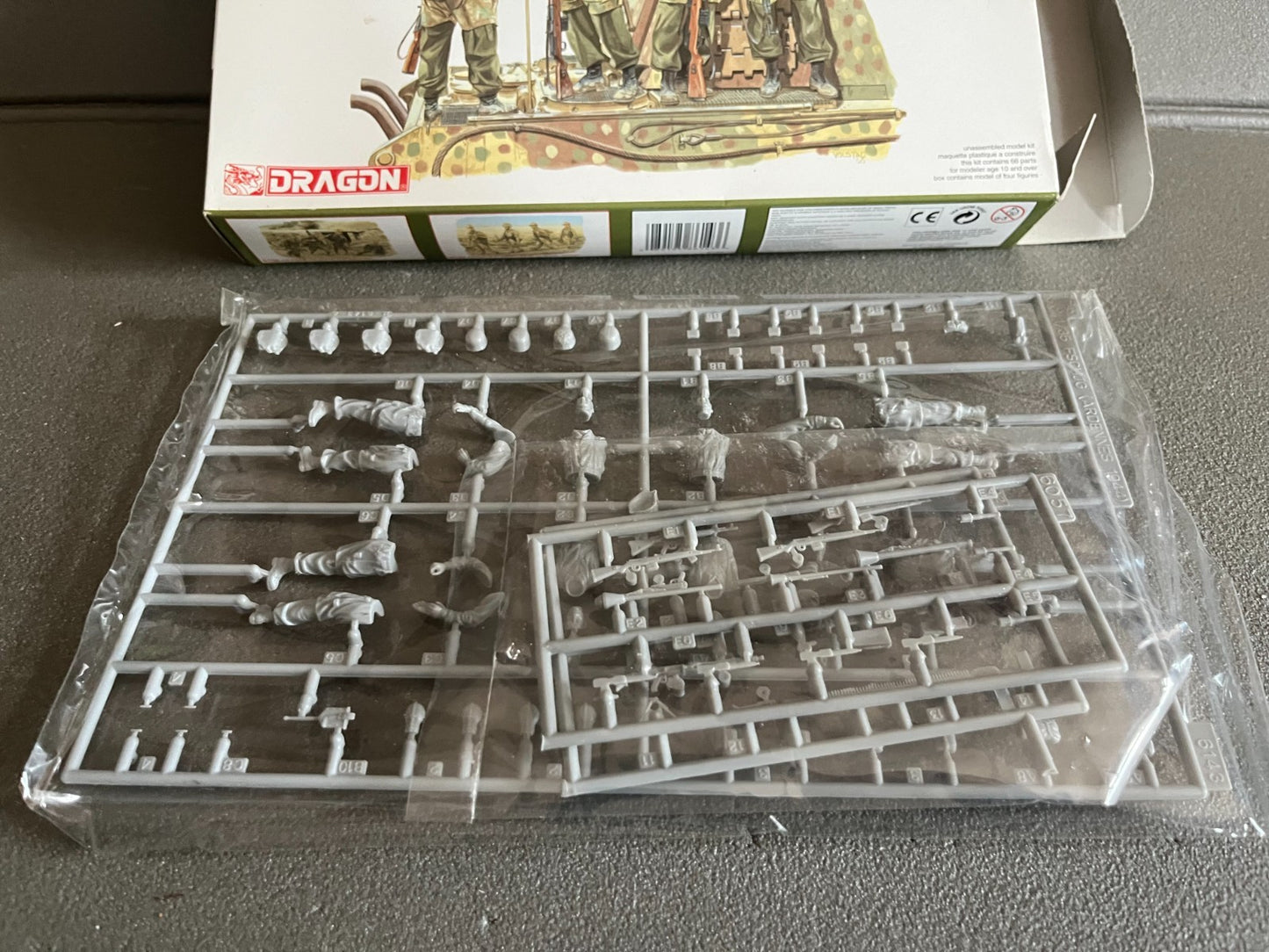 Maquette Militaire Figurine Soldat 3rd Fallschirmjager Division Dragon 1/35