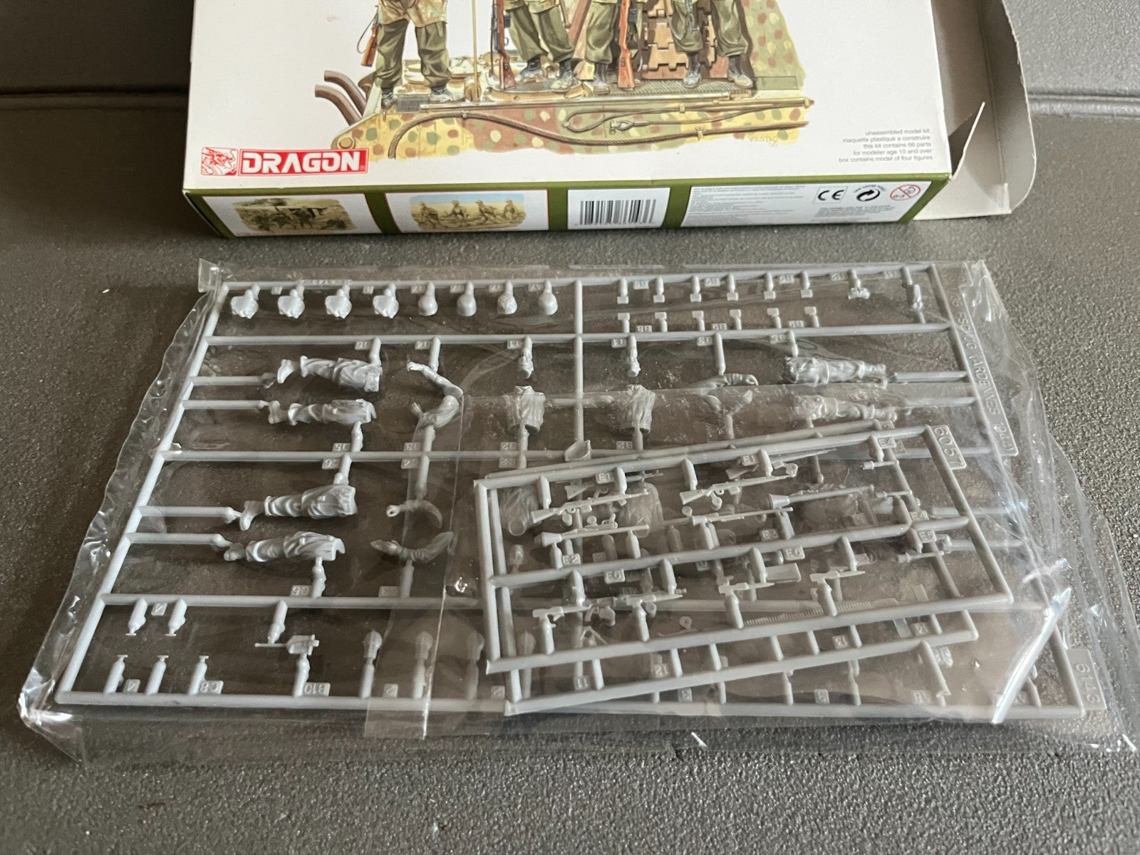 Maquette Militaire Figurine Soldat 3rd Fallschirmjager Division Dragon 1/35