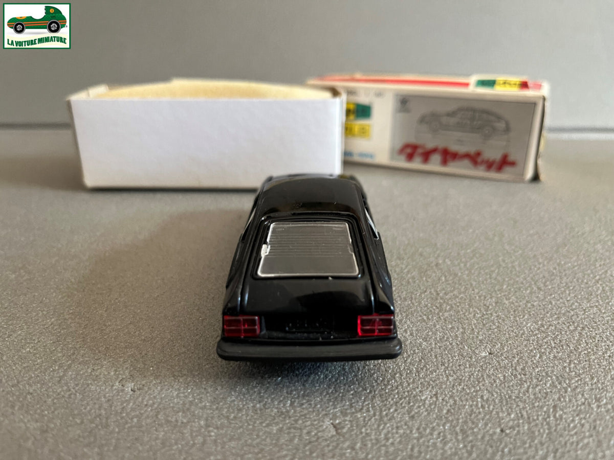 Ancienne Voiture Miniature Toyota Celica LB Diapet Japan au 1/40