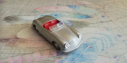 Voiture miniature Porsche 356 N°1 1948 Schuco au 1/43