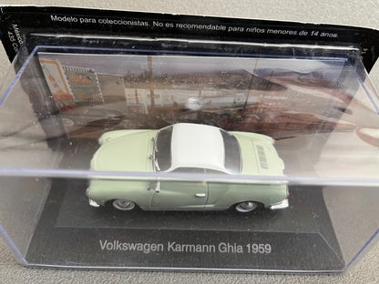 Voiture Miniature Volkswagen Karmann Ghia 1959 au 1/43