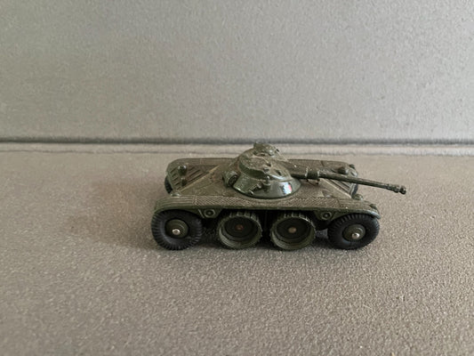 Ancienne Miniature Militaire Char EBR Panhard Dinky Toys Meccano France Epave