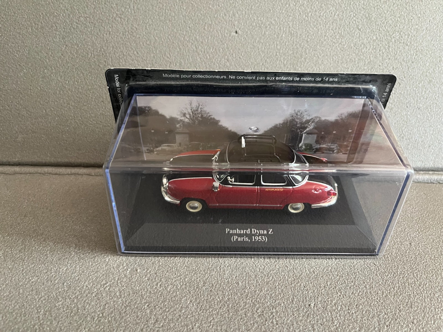 Voiture Miniature Panhard Dyna Z Taxi Paris 1953 au 1/43