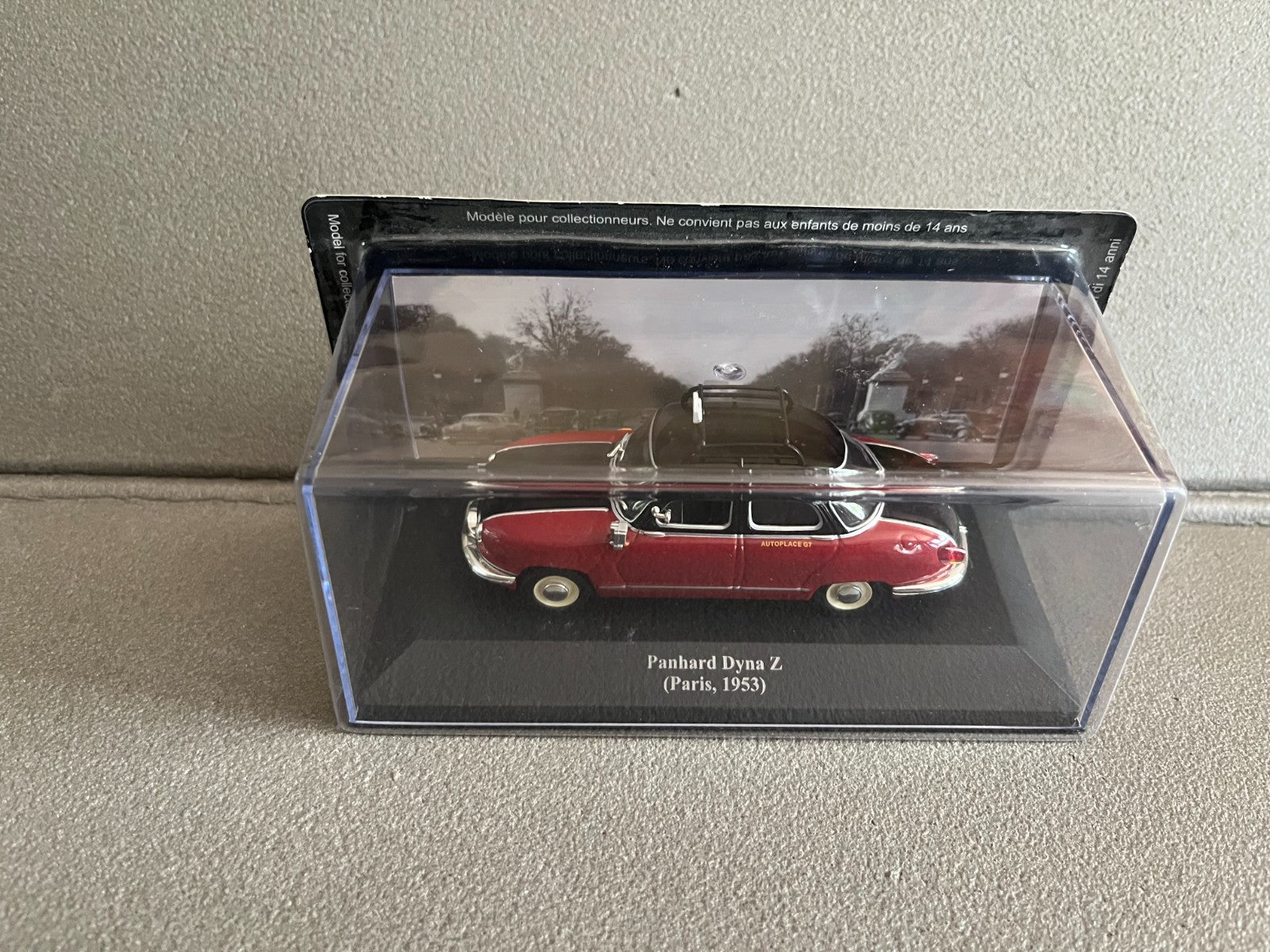 Voiture Miniature Panhard Dyna Z Taxi Paris 1953 au 1/43