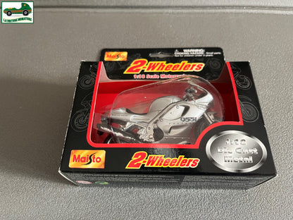 Moto miniature Triumph 955i Motos à Collectionner Maisto au 1/18