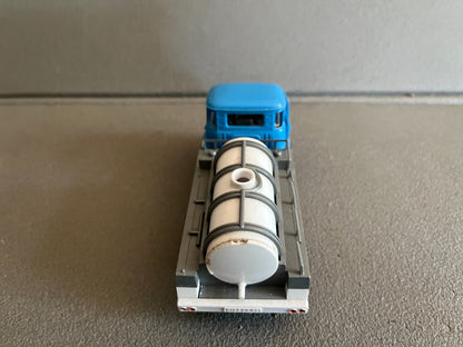 Ancienne Voiture Miniature Plastique Saviem SM 5C Transport Lait Norev au 1/43