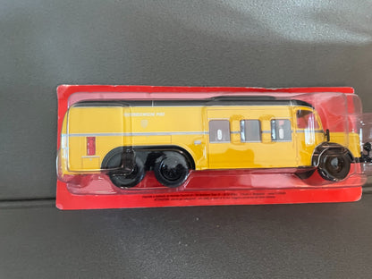 Voiture miniature Mercedes O10000 Postal Autocar Autobus Bus Hachette 1/43