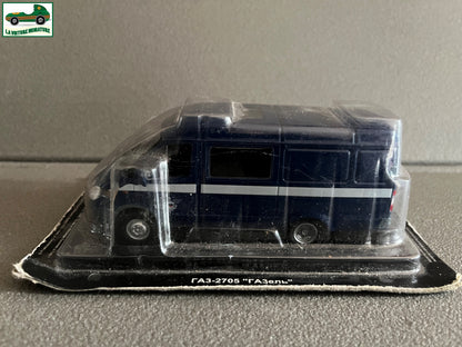 Voiture Miniature Camion Gaz 2705 Pays de L'est URSS Russie au 1/43