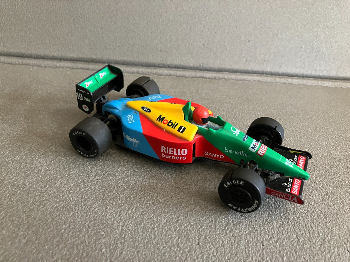 Voiture Miniature Circuit Formule 1 Benneton B189 Scalextric 1/32