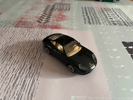 Voiture miniature Porsche 911 Carrera Burago 1/43