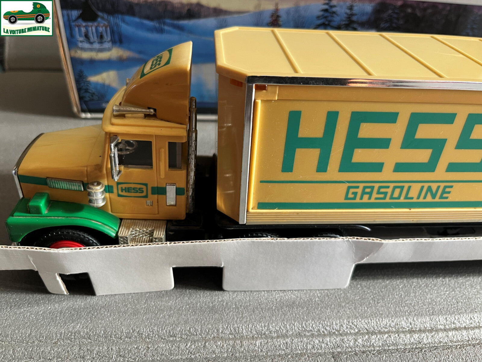 Voiture Miniature Camion Semi Remorque Tirelire Hess Toy Truck Bank Ancien HS