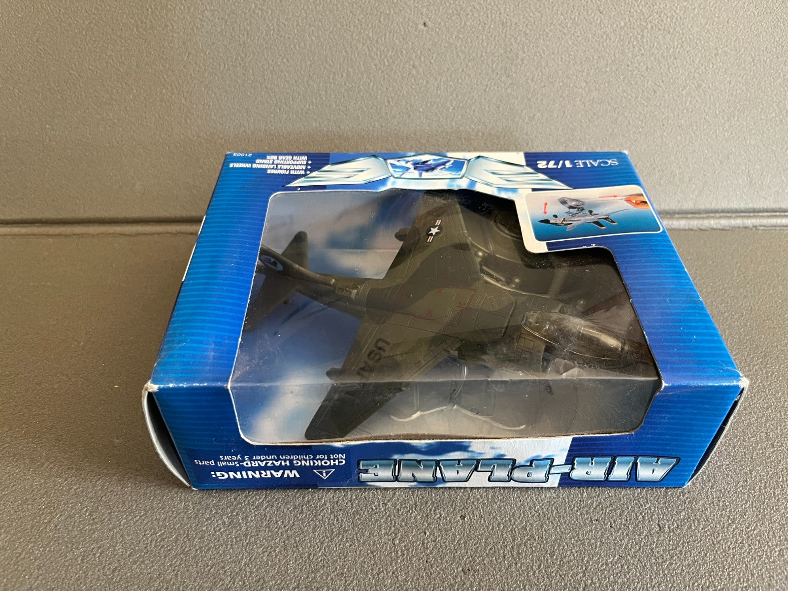 Avion miniature Militaire Harrier USAF 1/72 NewRay Air Plane 21003