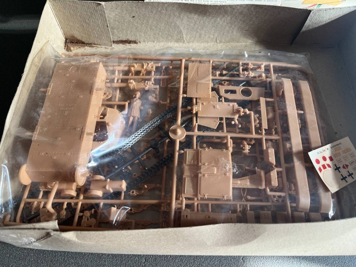 Maquette Militaire Char Tank M40-75/18 Gun Fiat Italaerei 1/35