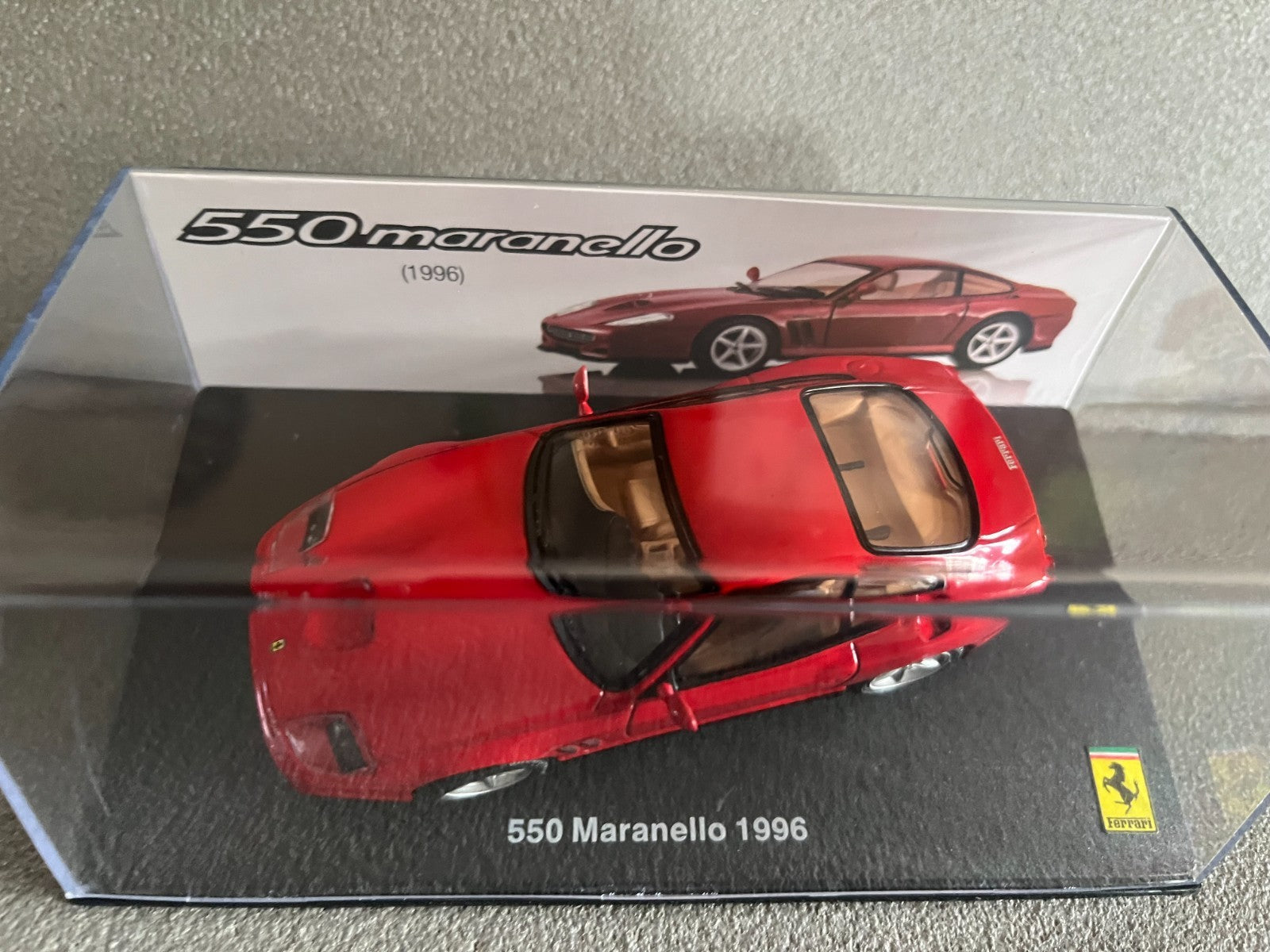 Voiture Miniature Ferrari 550 Maranello 1996 au 1/43