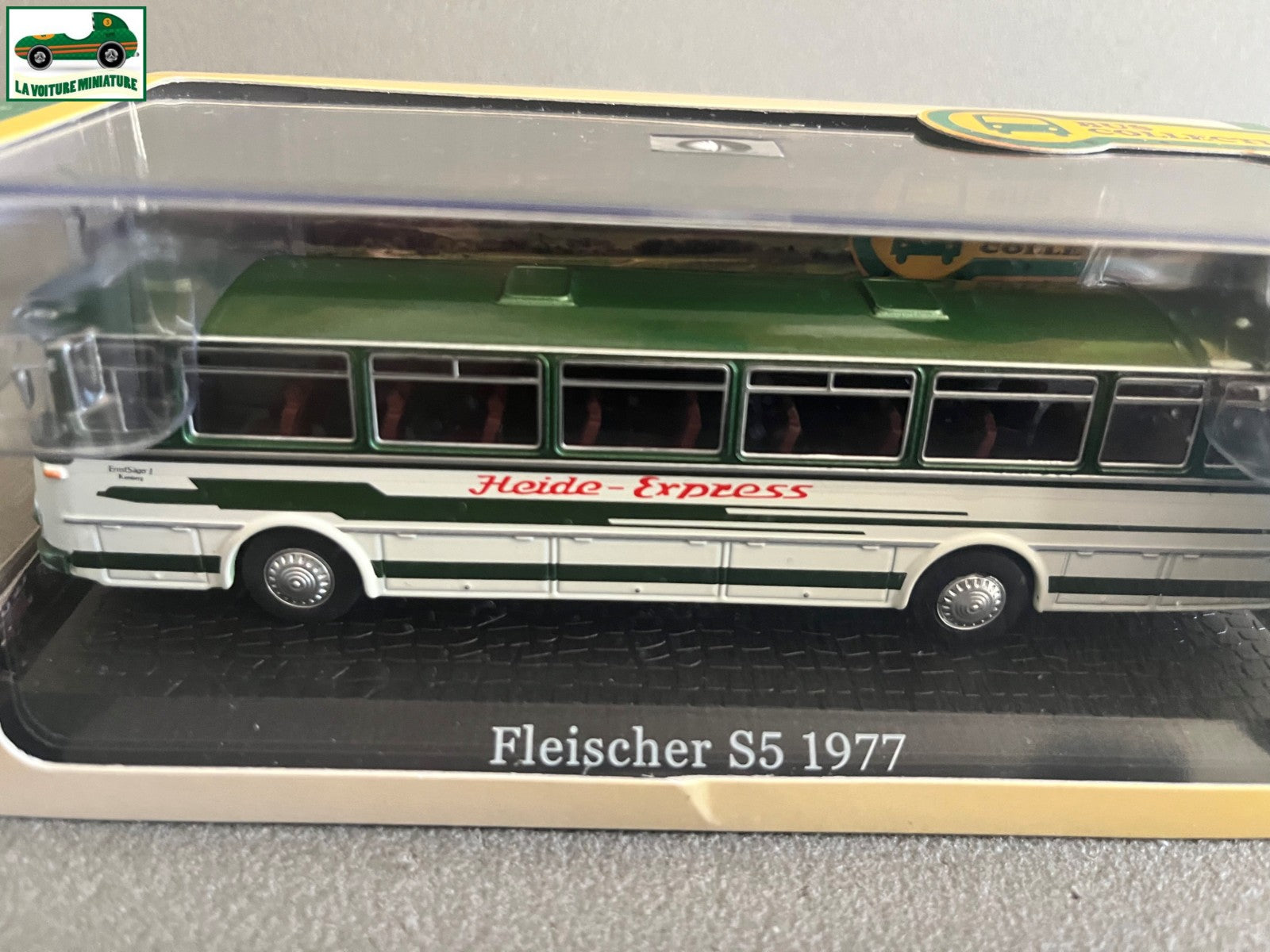 Voiture miniature Fleischer S5 1977 Autobus Bus Collection Atlas 1/72