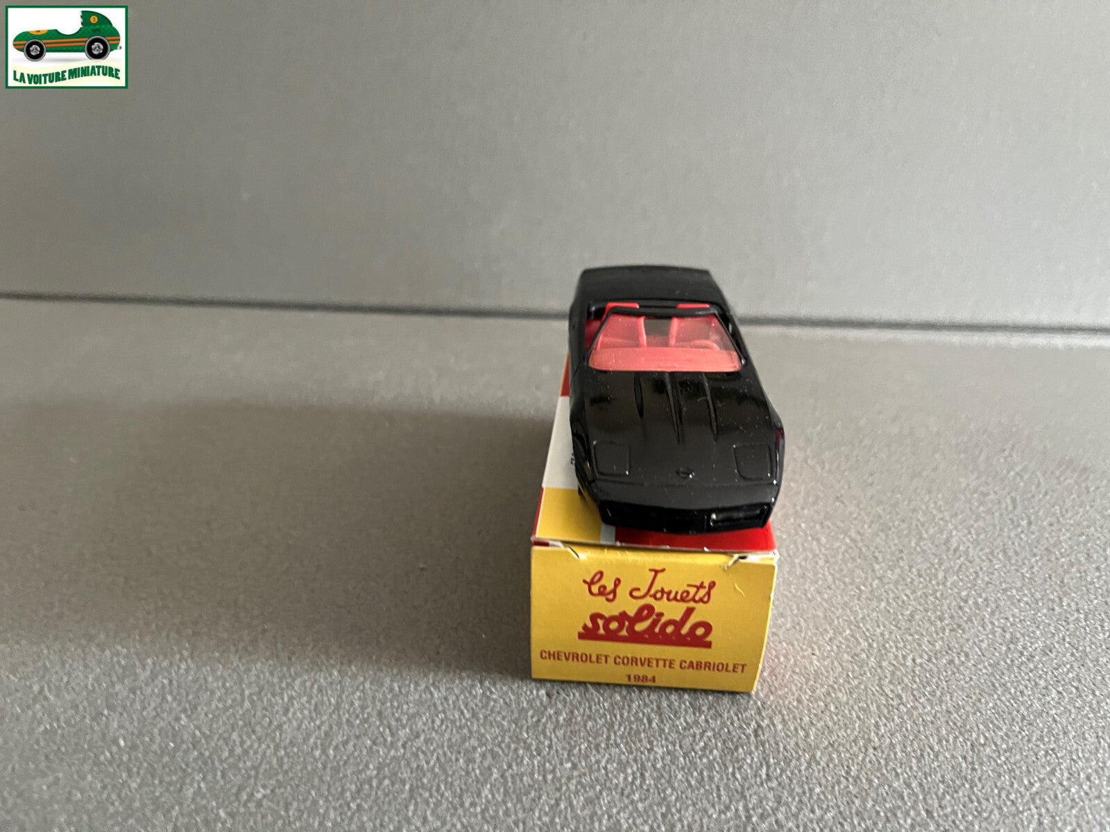 Voiture Miniature Chevrolet Corvette Cabriolet 1984 Solido Hachette 1/43