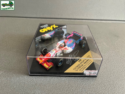 Voiture miniature F1 Onyx 258 Footwork Arrows Hart FA16 Signée Papis au 1/43