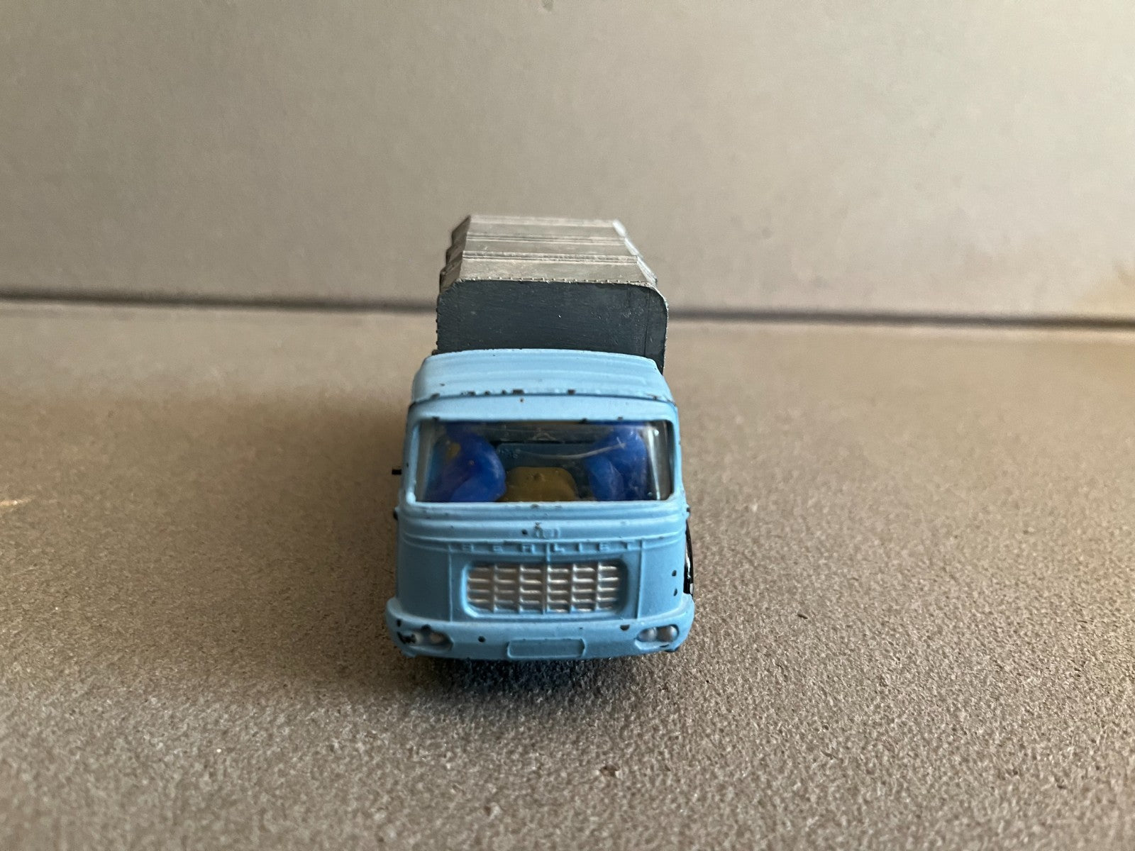 Ancienne Miniature Camion Benne à Ordures Berliet GAK France Jouets Epave