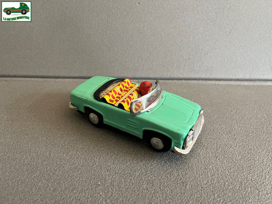 Ancien Jouet Voiture MF926 Made in China Tole Metal à Friction 1/30 12,5cm env