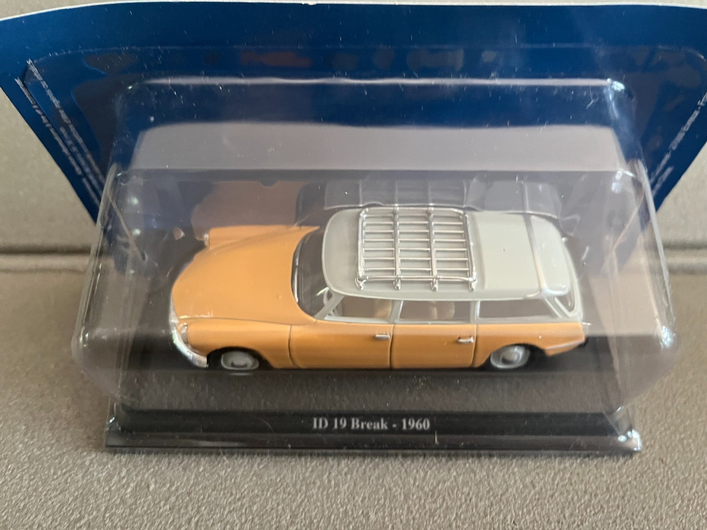 Voiture Miniature Citroen ID 19 Break 1960 DS au 1/43