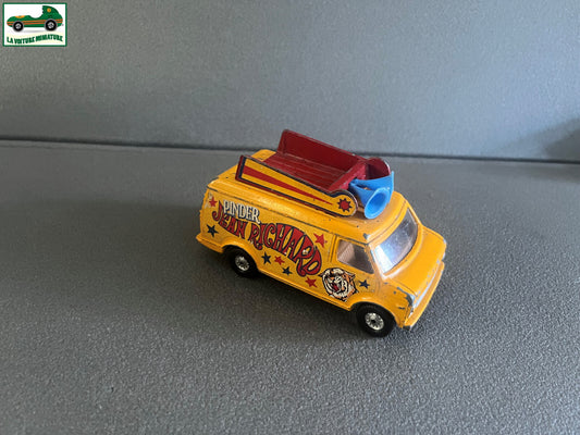 Ancienne Miniature Voiture Chevrolet Van Corgi Pinder Epave