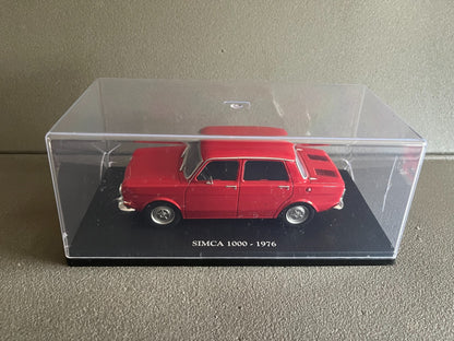 Voiture miniature Simca 1000 au 1/24