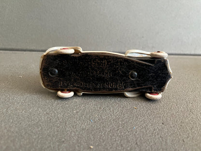 Ancienne Voiture Miniature Citroen Traction 15 Six Norev Plastique France Epave