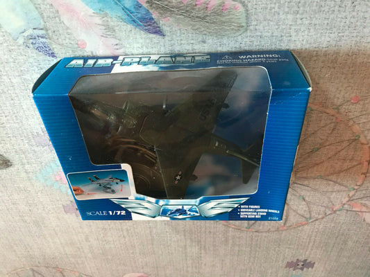 Avion miniature Militaire Harrier USAF 1/72 NewRay Air Plane 21003